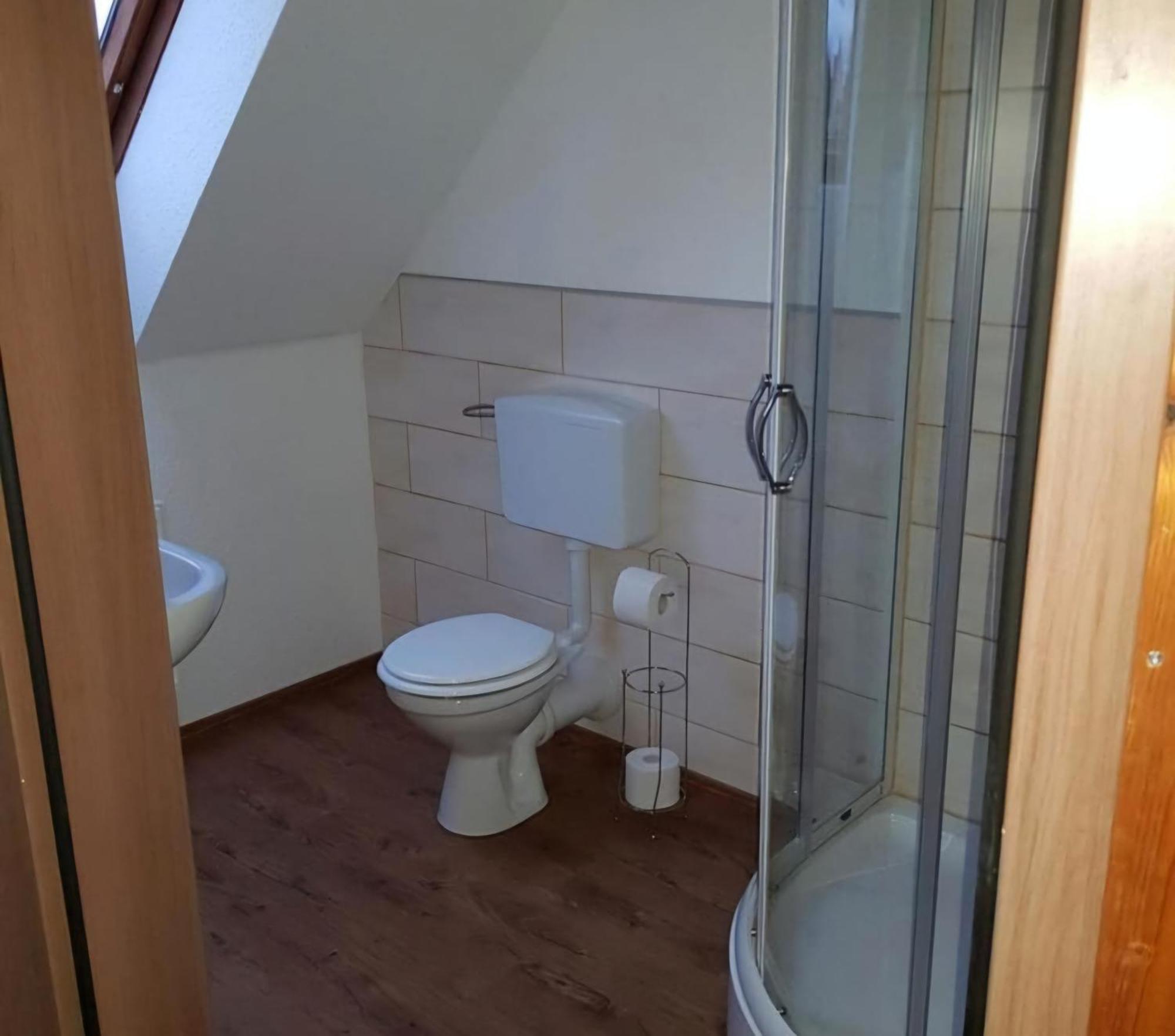 Monteurzimmer Und Pension - Ampfurth Oschersleben Exteriör bild